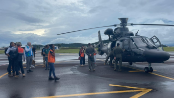 Militares do Comando de Aviação do Exército de Taubaté atuam em Juiz de Fora (MG) após chuvas fortes